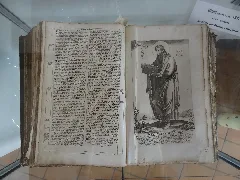 Jakobuskirche (Lang Göns) Bibel 1