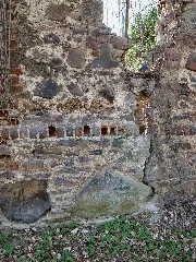 Jeßnitz,Ruine Kirche Salegast Steinkreuz