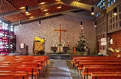 Kreuzkirche (Freiburg) 02