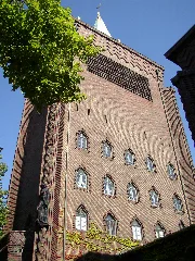 Kreuzkirche Turm Morgens