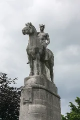 Kriegerdenkmal Nerotal Closeup