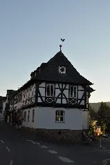 Langenhain Ziegenberg, Hauptstraße 27