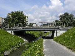 Linz Stmagdalena Brücken Über Den Haselbach