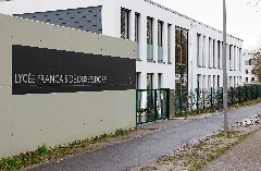 Lycée Français De Düsseldorf 03
