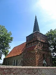 Mönchow Kirche 2013 06 20 5A