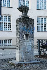 München Elisabethplatz Bärenbrunnen
