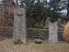 Naundorfo Denkmäler