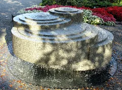 Neuenburg Knittel Brunnen