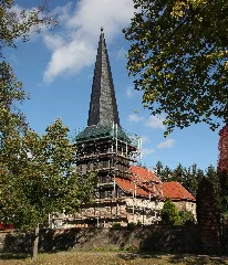 Neuruppin Karwe Lange Straße Dorfkirche (Baustelle)