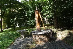Niedercunnersdorf Gartenweg Schwengelpumpe