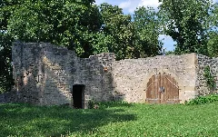 Nippenburg Ruine Keller