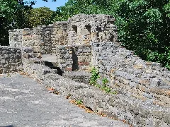 Nippenburg Ruine Turmreste