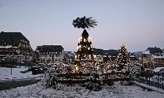 Ortspyramide In Hartenstein. Landkreis Zwickau 2H1A6586Wi