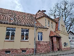 Regis Breitingen, Heinrich Pestalozzi Straße 1, Bibliothek