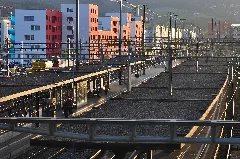 Schlieren Bahnhof 2011 09 06 19 27 12
