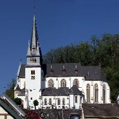St. Walburgis Leubsdorf Südseite