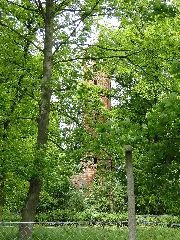 Tessin (Wittendörp) Herrenhaus Park Katzenturm 2012 05 18 013