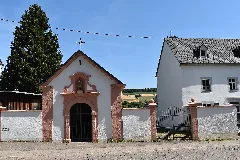 Trierweiler, Marienkapelle Und Eingang Zum Ehemaligen Kirchhof 20220717
