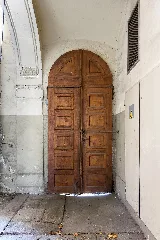 Wels Dragonerkaserne Hof Mitte Haupttor Gehtür Innen