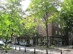 Wohn Und Geschäftshäuser Am Hartzlohplatz In Hamburg Barmbek Nord 1