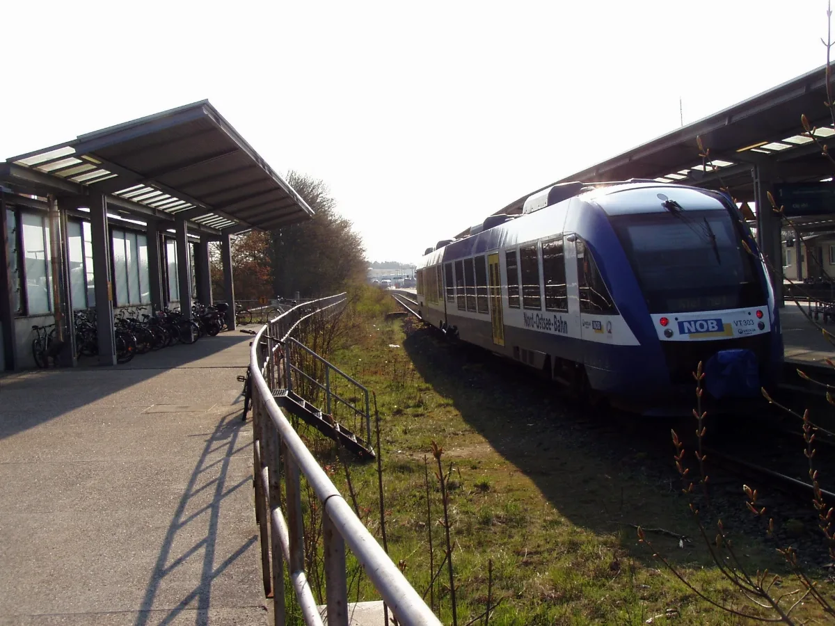01 Husum Bahnhofgleis1