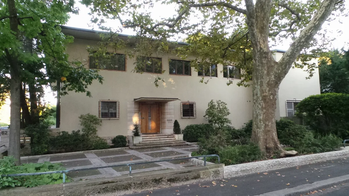 1857 Villa Barell