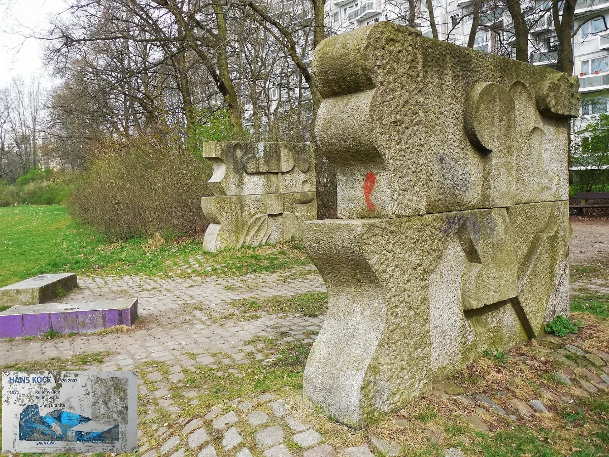 1971 Reliefwände (Hans Kock) Panoramio