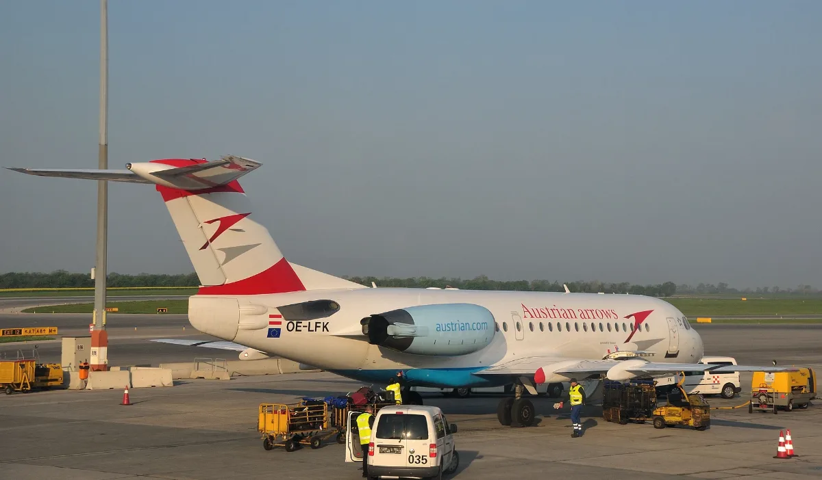 2010 04 26 05 09 03 Oe Lfk Austria Flughafen Wien Schwechat