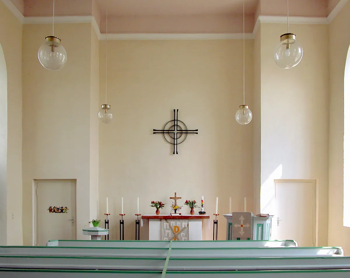 20100413225Dr Dürrweitzschen (Grimma) Dorfkirche Altar