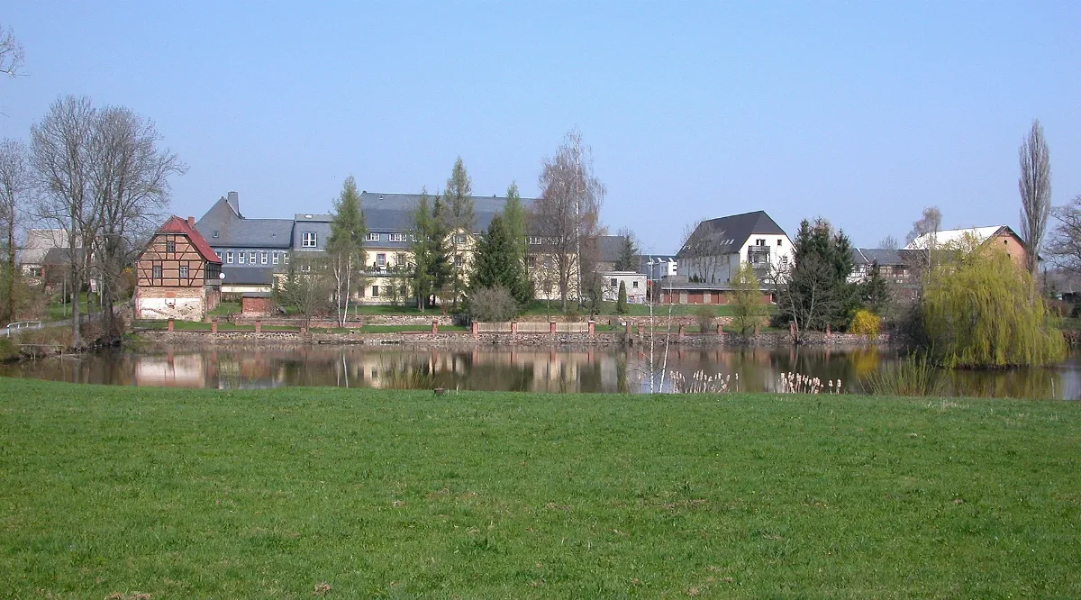 20100419200Dr Schweikershain (Erlau) Herrenhaus Altersheim