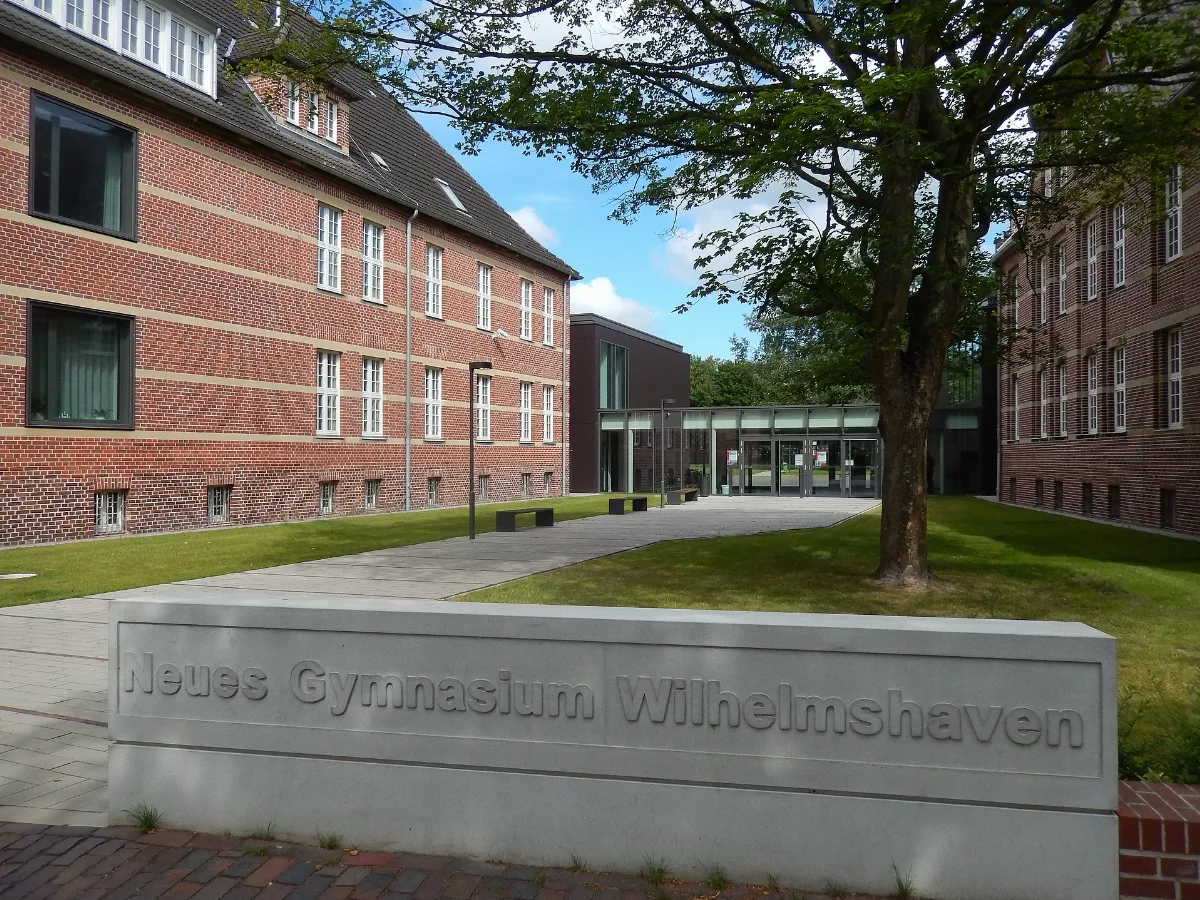 2014 Neues Gymnasium Wilhelmshaven 2876