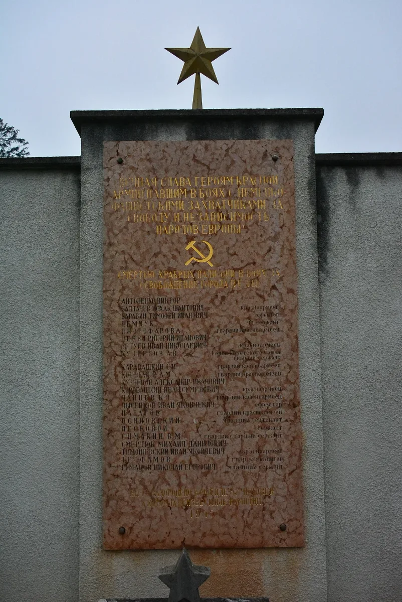 2016 01 02 Guentherz Klosterneuburg Friedhof Obere Stadt Russischer Soldatenfriedhof (13)