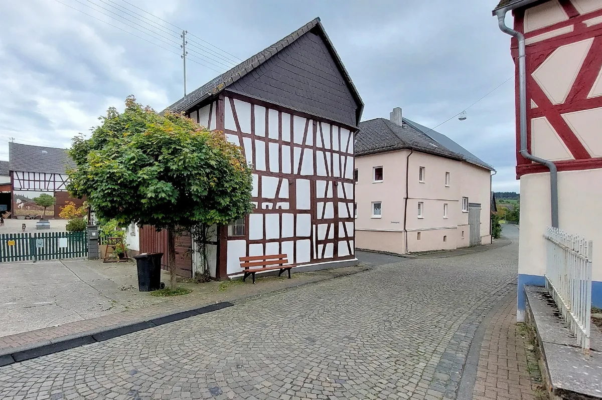 2023 Niederwallmenach, Weiseler Straße (1)