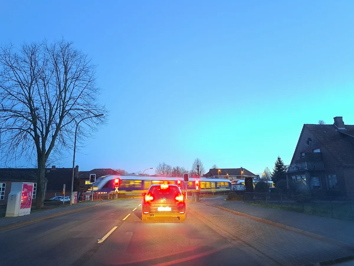 20230315 Bahnübergang Rieste
