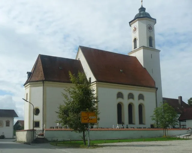 Albaching Pfarrkirche St. Nikolaus Geo En.hlipp.de 13152