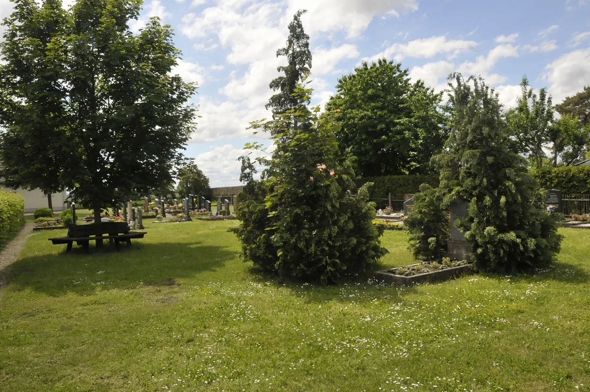 Alperstedt Friedhof 2 Cth