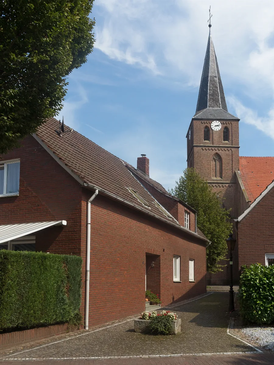 Ammeloe, Die Katholische Rektoratskirche Sankt Antonius Abt Dm1 Foto5 2015 08 22 15.10