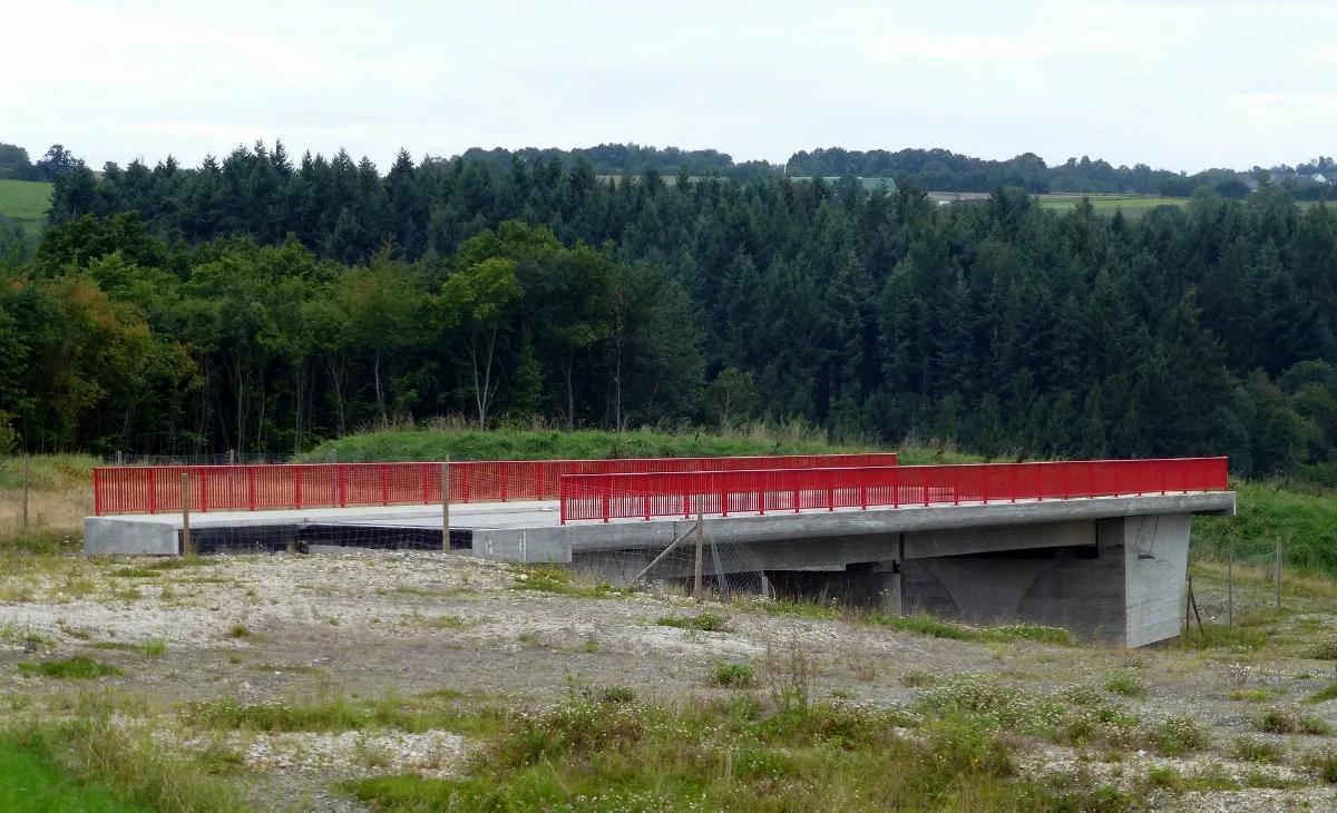 B50 Hochmoselübergang – Brücke Anschluss Longkamp Panoramio (1)