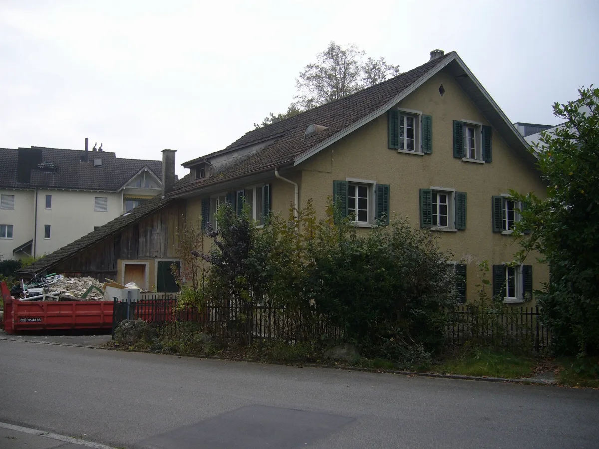 Bachstrklotenvi