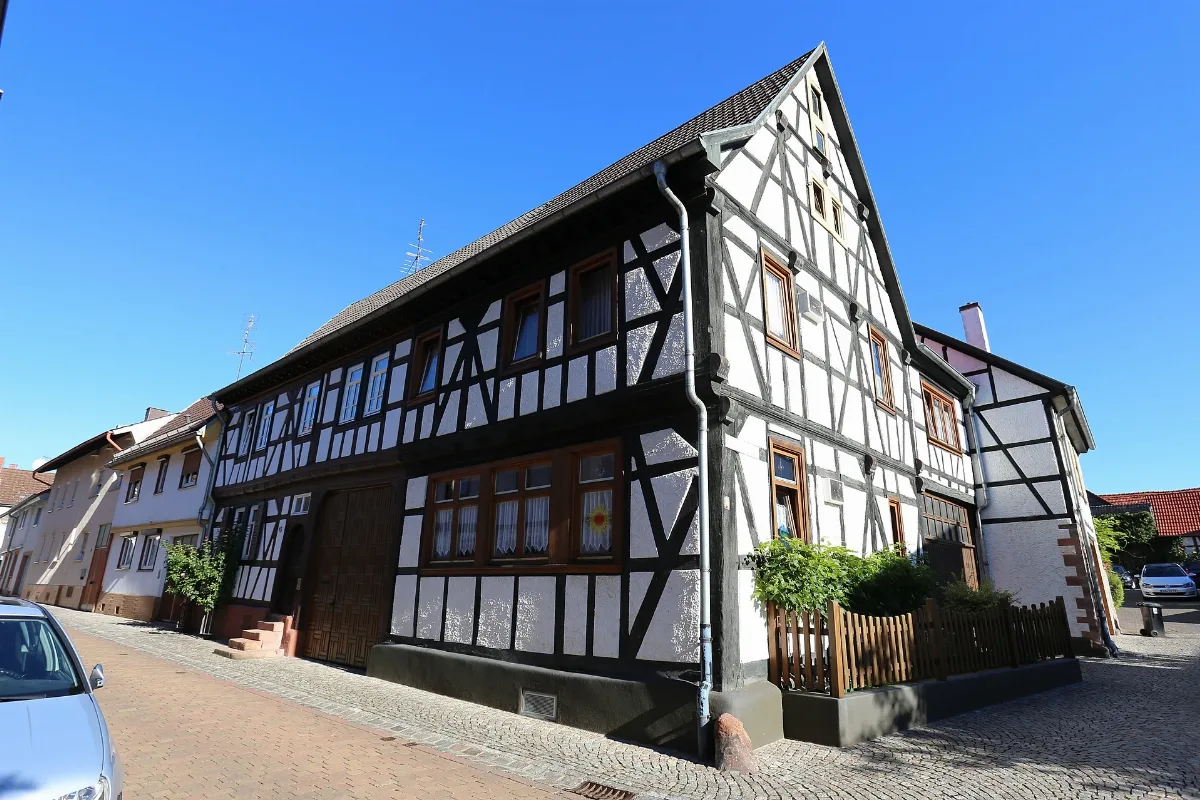 Bachtorstrasse 11 13 1
