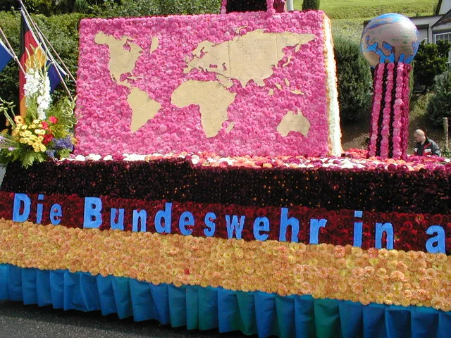 Bad Ems Blumenkorso In Arzbacherstr Geo.hlipp.de 2684