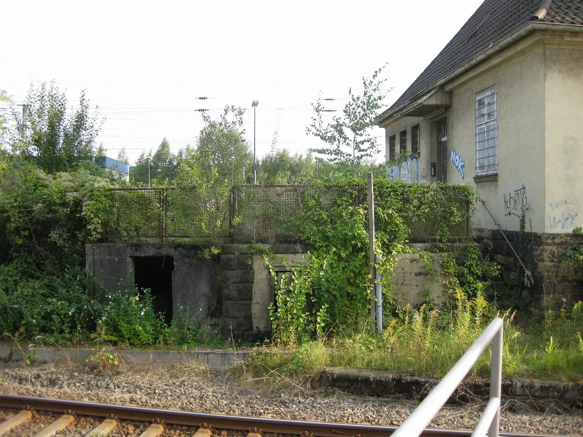 Bahnhof Vohwinkel Rails (2873910836)