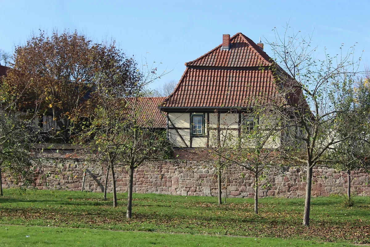 Bendeleben, Gehöft Burgstraße 1