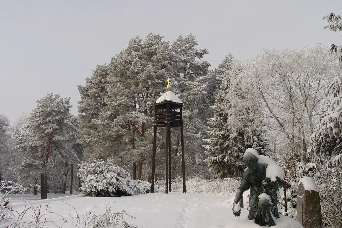 Bergedorf Friedhof Campanilek2