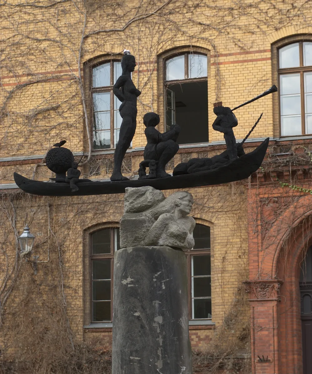 Bezirksamt Prenzlauer Berg, Fröbelstraße, Berlin (8658924130)