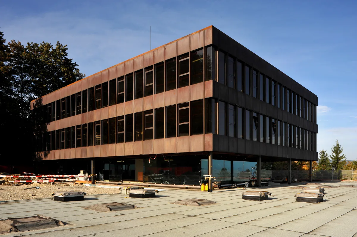 Bfh Biel, Ehsm Hauptgebaeude 01 09