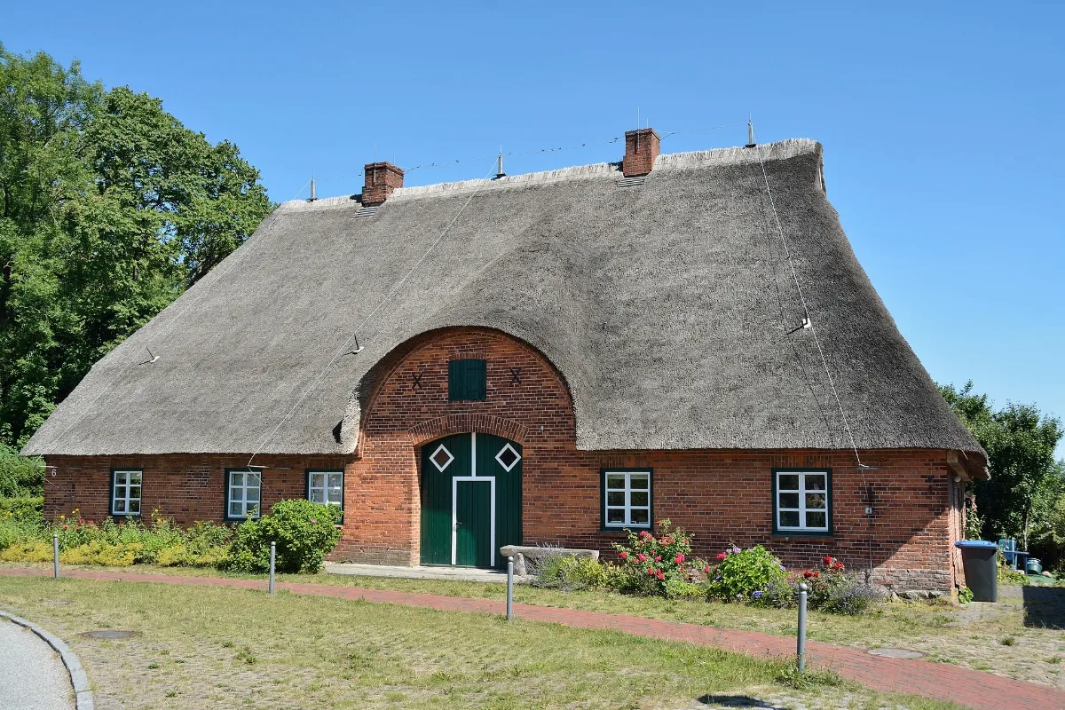 Bovenau, An Der Kirche Nik 2453