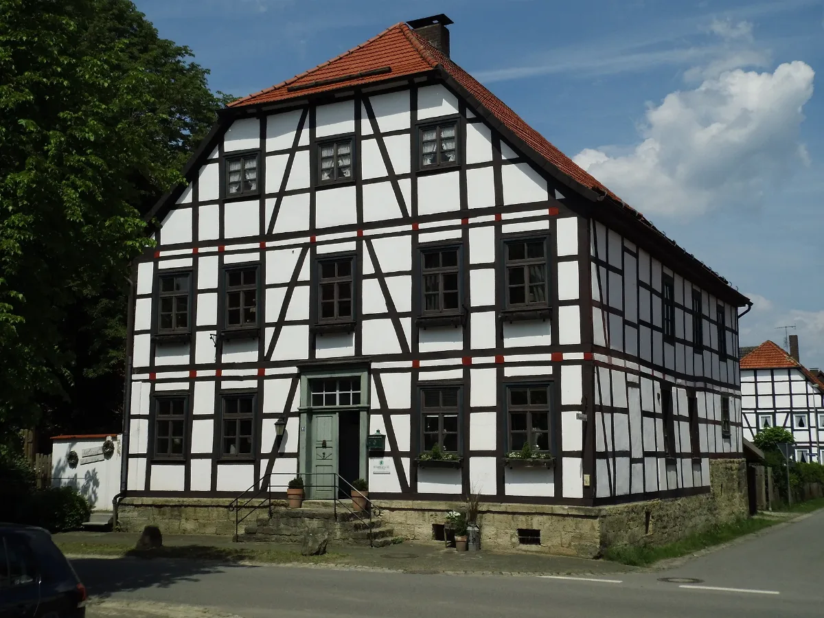 Brakel, Ot Gehrden, Rathausstr. 9