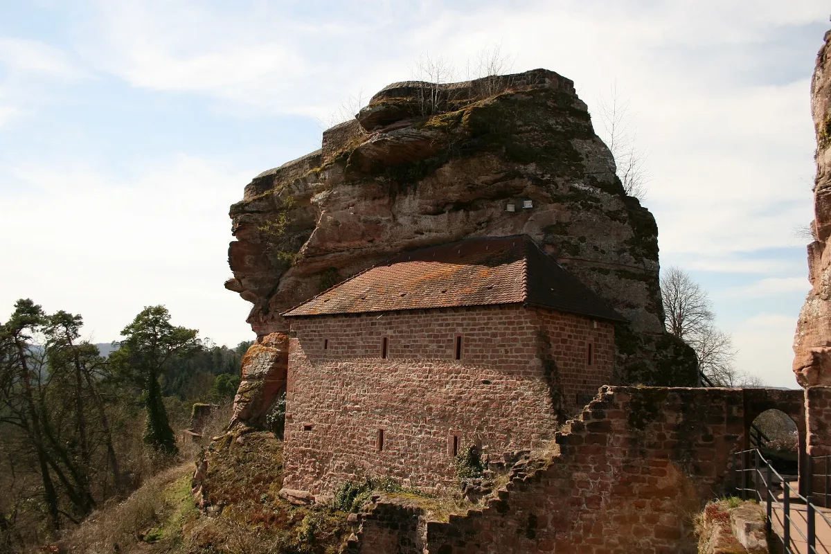 Burg Grafendahn Ostansicht