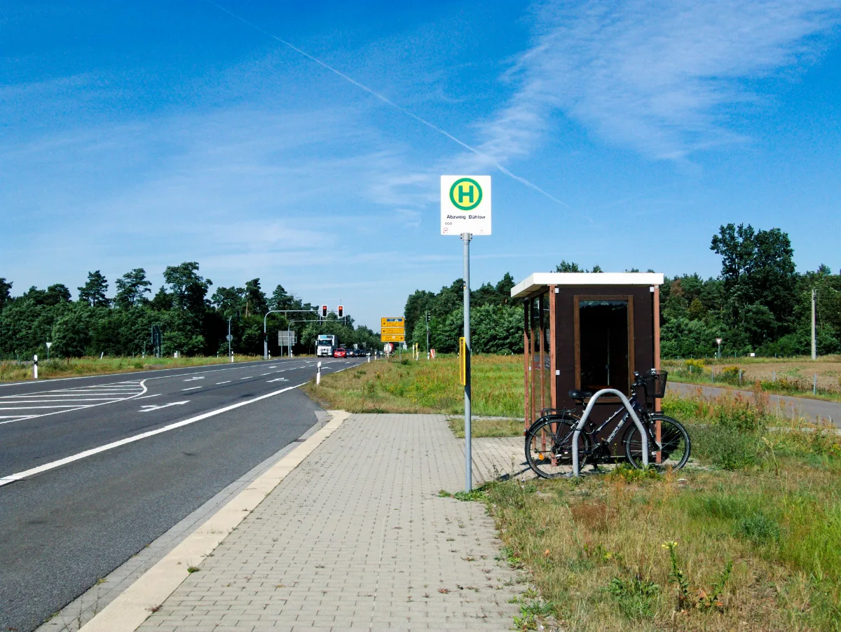 Bus Stop B 97 Abzweig Bühlow